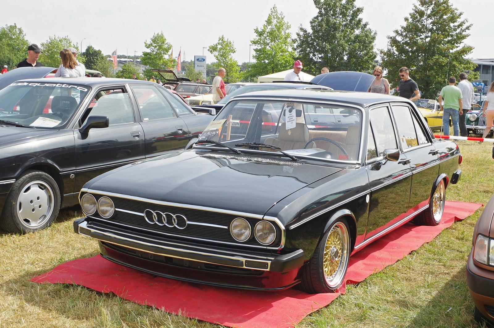 Audi 100 der Baureihe C1