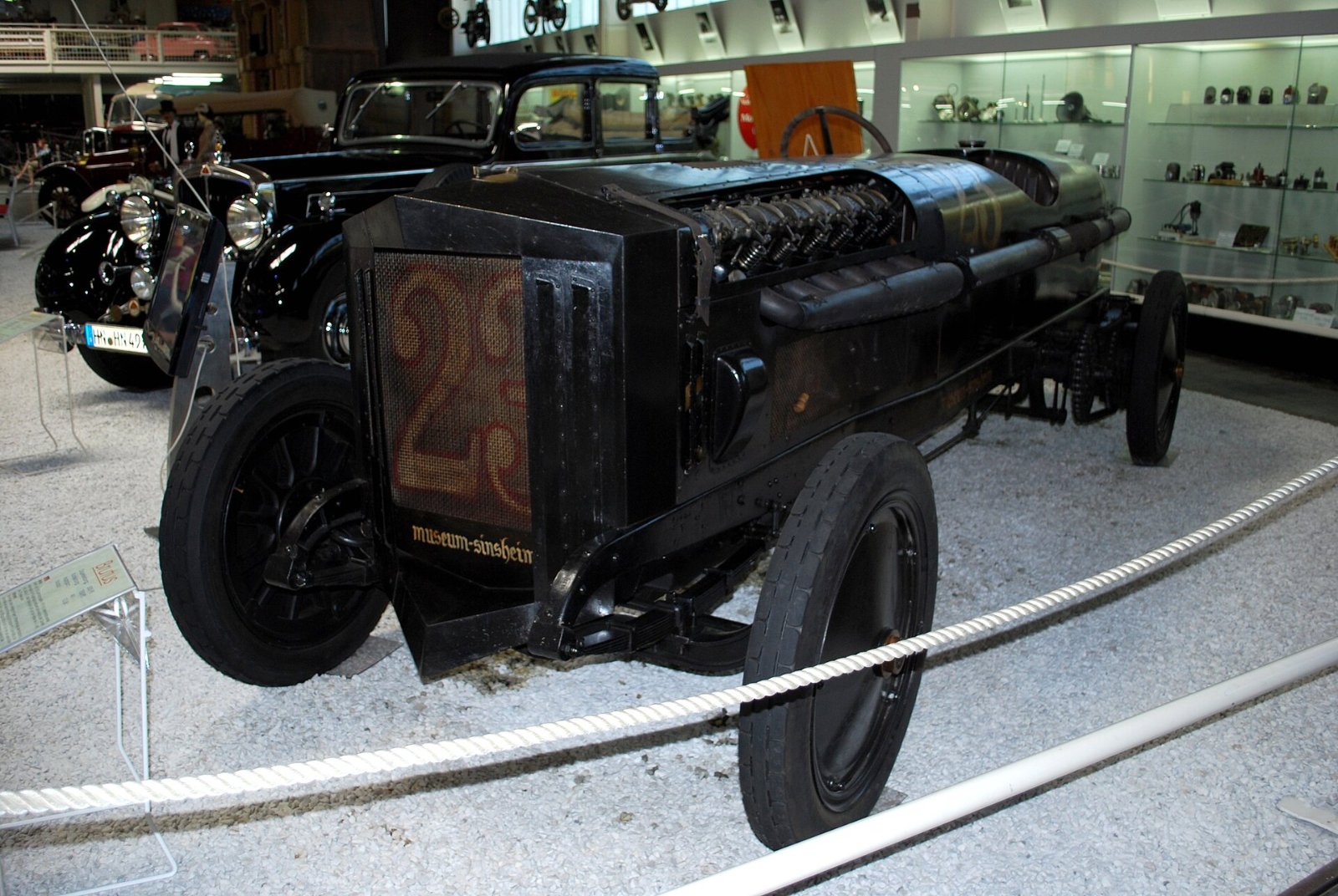 Brutus, Experimentalfahrzeug mit BMW-VI-Flugmotor, in der Ausstellungshalle des Technik Museums Sinsheim