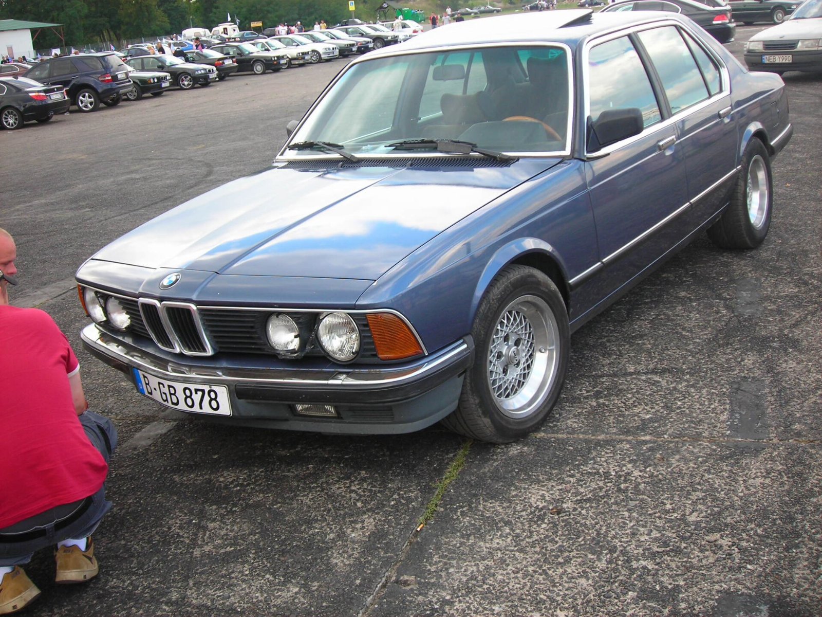 BMW 7er der Baureihe E23 in der Frontansicht